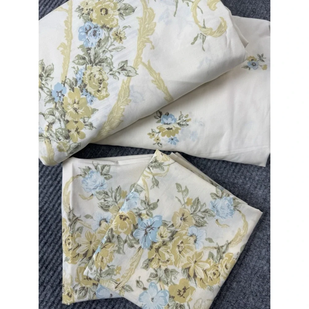 Vintage Utica Full Sheet Set Floral Cottagecore Flat Fitted 2 Pillowcases 1970s